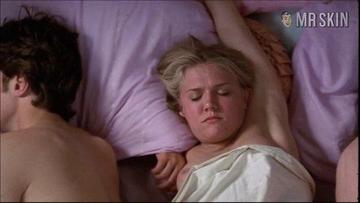 Dominique Swain in New Best Friend (2002) Breasts Breasts Lesbian 178625