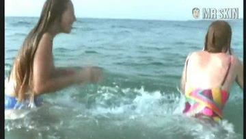 Isild Le Besco in Girls Can't Swim (2000) Breasts Bikini Breasts 181200