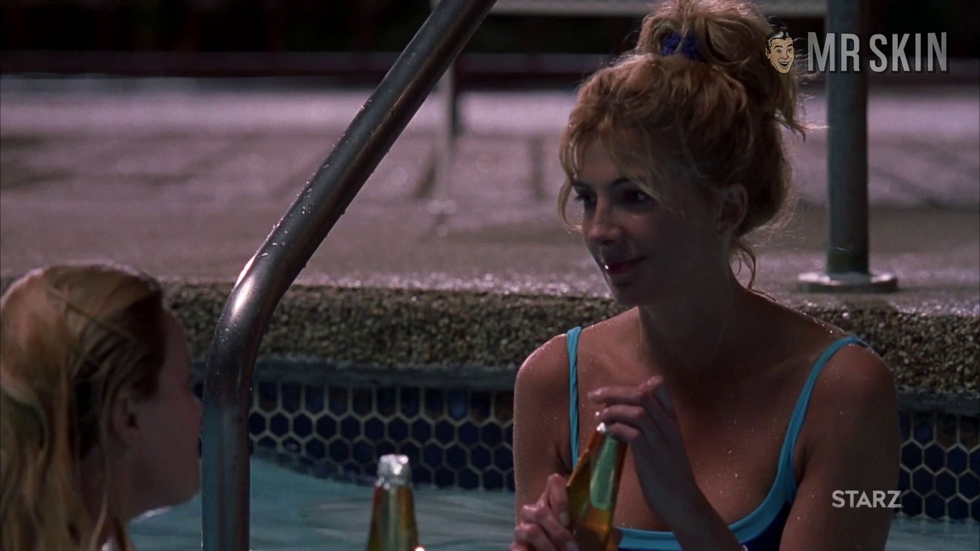 Natasha Richardson, Charlize Theron in Waking Up in Reno (2002) Sexy Bikini Bikini Sexy 216482
