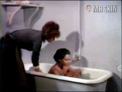 Zeudi Araya in La peccatrice (1975) Breasts Bush Breasts Bush 193159