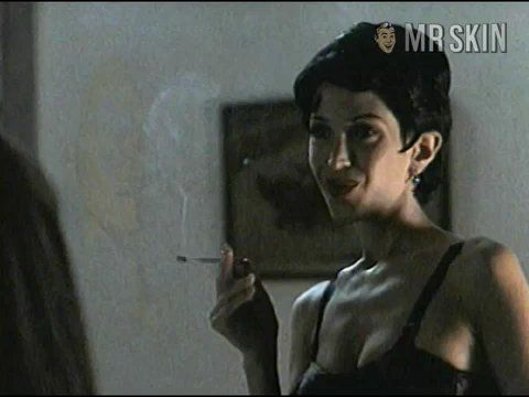 Leslie Bega Nude as Denise Gondelman. Breasts, Butt, bush. 181970
