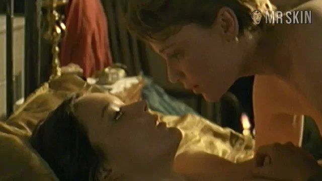 Keeley Hawes Naked in Tipping the Velvet. Breasts, lesbian. 182161