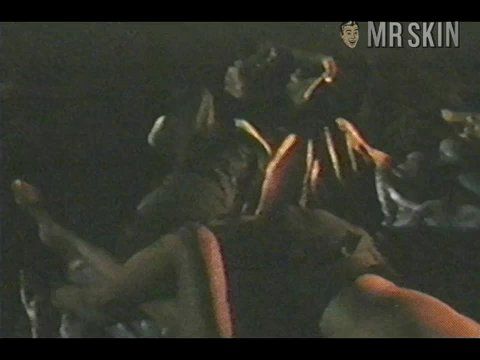 Patricia Javier Naked in Unfaithful Wife 2: Sana'y huwag akong maligaw. Breasts. 182497