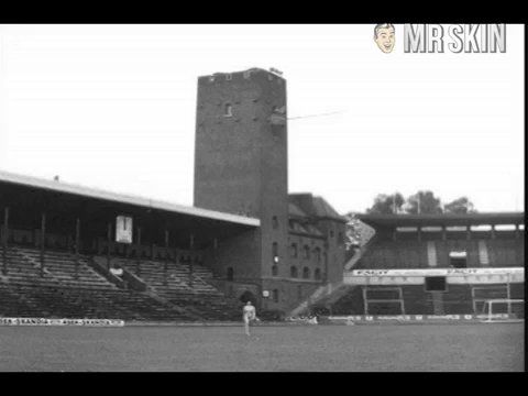 Bim Warne in I Am Curious (Blue) (1968) Breasts Butt Breasts Bush 184035