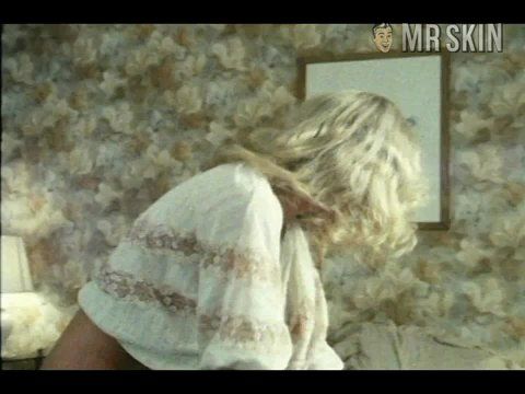 Barbara Peckinpaugh in Shadows Run Black (1986) Breasts Bush Breasts Bush 182733