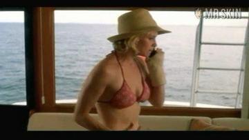 Monica Potter in I'm with Lucy (2002) Bikini Bikini 182923