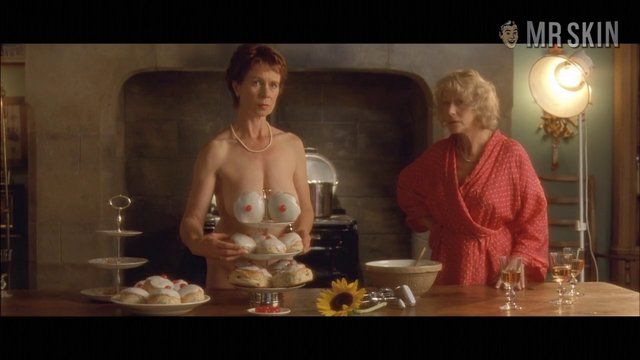 Celia Imrie Nude in Calendar Girls. Breasts, Left Nipslip, sexy. 209920
