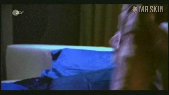 Katrin Bühring in Ein Mann fällt nicht vom Himmel (1998) Breasts Breasts Sexy 186291