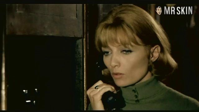 Catherine Rouvel in La rupture (1970) Butt Breasts Butt 198621