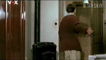 Corinna Harfouch in Die Spur des Bernsteinzimmers (1992) Breasts Breasts 197208