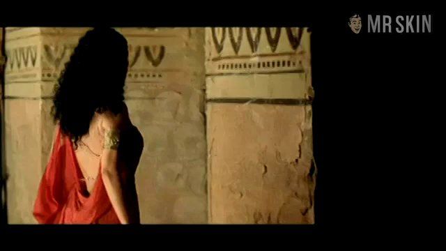 Sexiest Maribel Verdú Scene in Lisístrata. Sexy, butt, lesbian. 196381