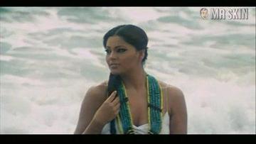 Bipasha Basu in Body (2003) Sexy Sexy 189801