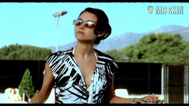 Sexiest Scenes of Cassidy Merteuil from Cruel Intentions 3. Bikini, sexy. 190091