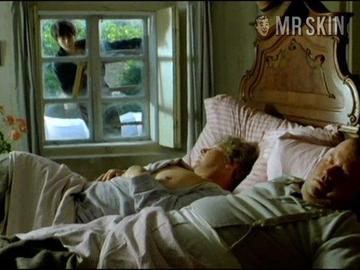 Veronica Clifford in The Raggedy Rawney (1988) Breasts Breasts 192897