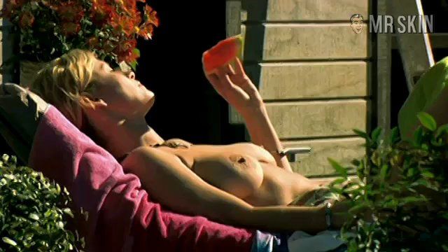 Noelle Evans in Frankenfish (2004) Breasts Breasts 192791