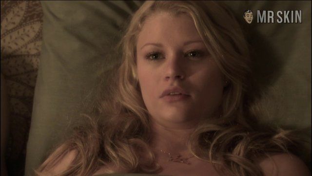 Sexiest Scenes of Chris Hargensen from Carrie. Sexy, breasts, nipslip. 242801