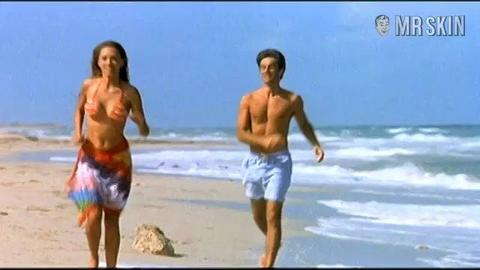 Sexiest Alma Scenes. Bikini, breasts, butt. 192664