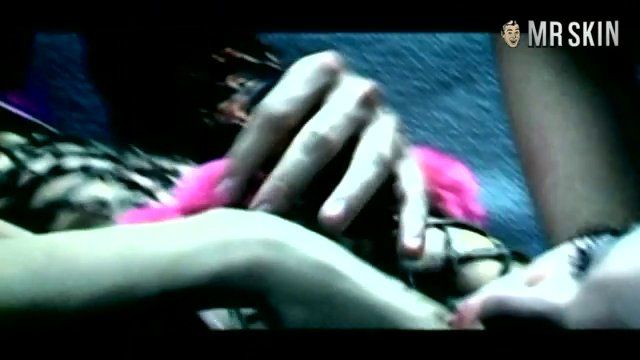 Anne Sarah Hartung in Be.Angeled (2001) Breasts Bush Sexy Breasts Bush 193101