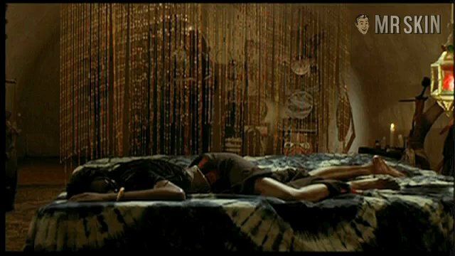 Djeïnaba Diop Gaï, Stephanie Biddle in Karmen Geï (2001) Thong Breasts Breasts Butt 217304