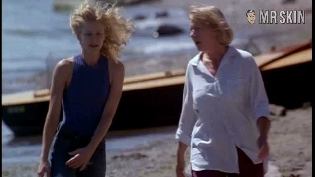 Helen Mirren, Kyra Sedgwick in Losing Chase (1996) Sexy Lesbian Sexy 223586