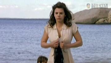 Camilla Renschke in Die Rosenzüchterin (2004) Underwear Breasts Sexy 195516