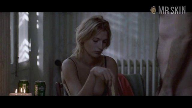 Véronica Novak in Lost Seamen (2003) Bush Butt Left Nipslip Underwear Breasts Bush 253337