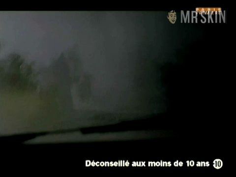 Leslie from Dormir avec le diable Naked. Bush, breasts, butt. 198107