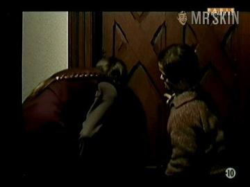 Ingrid Chauvin in Dormir avec le diable (2001) Breasts Breasts Bush 198108