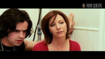 Tamara Davies in Happy Endings (2005) Breasts Breasts 199521