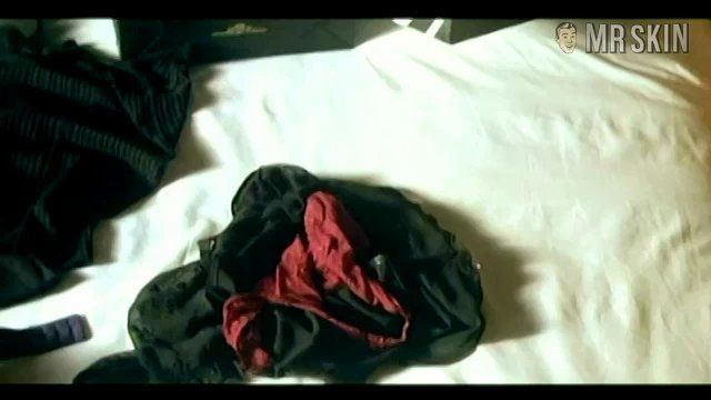 Au secours, j'ai trente ans!'s Sexiest Scenes with Giovanna Mezzogiorno. Underwear, breasts, butt. 198462