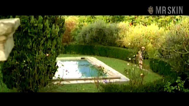 Nudes of Viola from Ora o mai più. Breasts, bush, underwear*. 200076