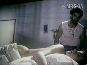 Hilda Aguirre in Oro blanco, droga maldita (1985) Breasts Breasts Bush 195605