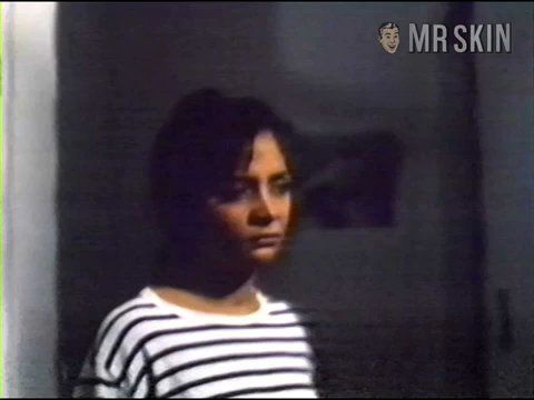 Alicia from Macho y hembra Naked. Breasts, bush. 196235