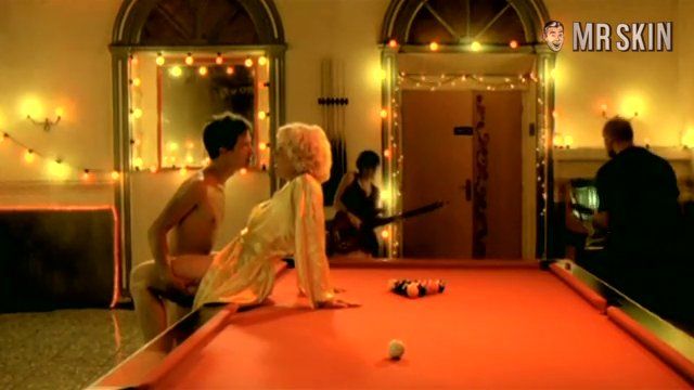 Nicole Huc in No Rest for the Brave (2003) Breasts Breasts 196091