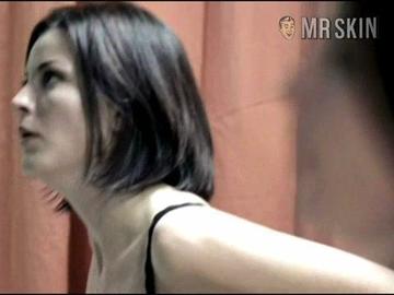 Thandi Puren in Dead Easy (2004) Breasts Body Double Body Double Breasts 196419