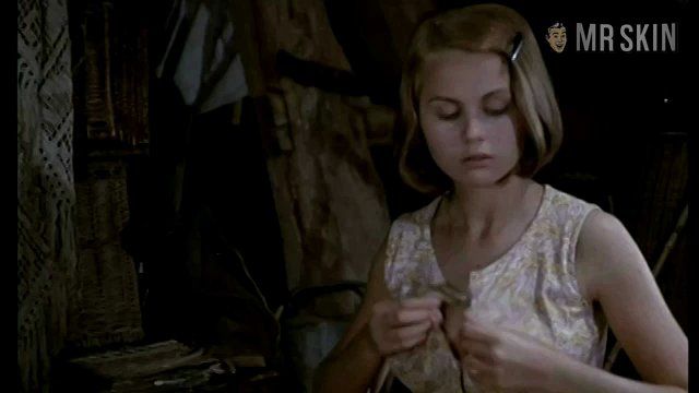 Muriel Catalá Naked in Le sauveur. Breasts, Butt, bush. 196531