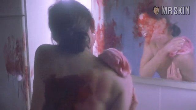 Kari Wuhrer Naked as Amy Klein. Breasts, underwear. 197037
