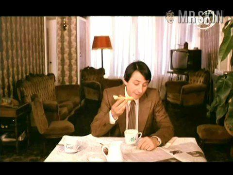Nudes of Liza Bérian from Pétrole! Pétrole!. Breasts, butt, sexy. 197100