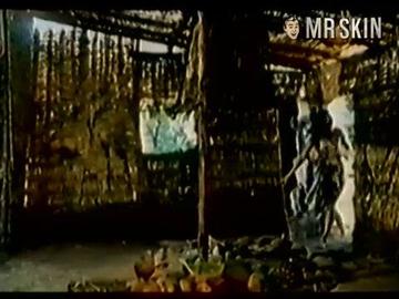 Carole Kirkham in Animales racionales (1983) Breasts Butt Bush Breasts Bush 198030