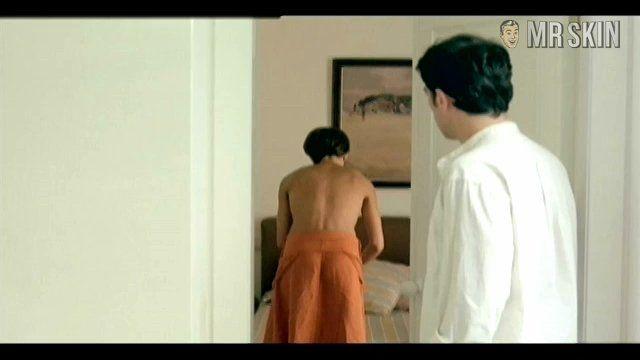 Natalia Millán in Nubes de verano (2004) Breasts Breasts Sexy 198230