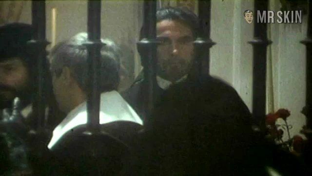 Lina Romay Nude in Cartas de amor de una monja. Breasts, Bush, butt, lesbian. 198646