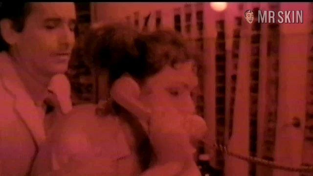 Nadiuska Naked in Siete chicas peligrosas. Breasts, sexy. 199123