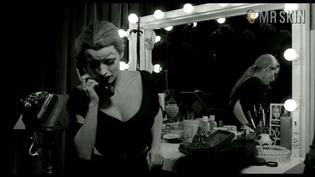 Lisa Marie in Ed Wood (1994) Underwear Underwear 210702