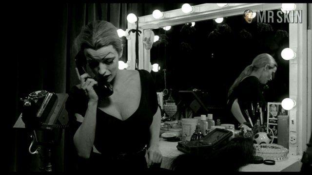 Lisa Marie in Ed Wood (1994) Underwear Underwear 210702