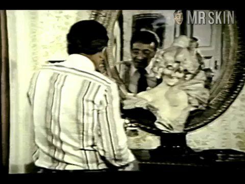 Nadiuska Nude in Mi mujer no es mi señora. Breasts. 199852