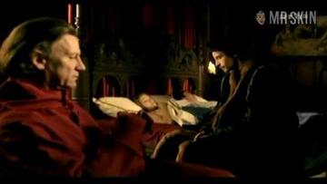 Cordelia Wege in Die Geliebte des Papstes (2005) Breasts Breasts Sexy* 199595