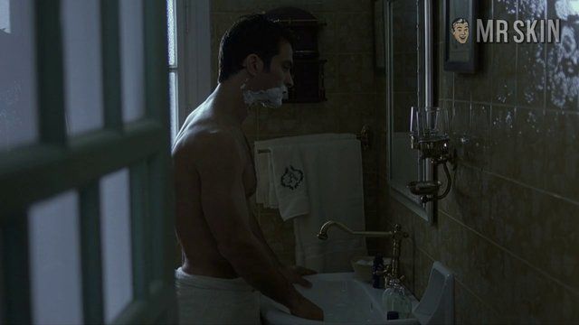 Lori Heuring, Zita Görög in 8MM 2 (2005) Breasts Lesbian Breasts Bush 199673