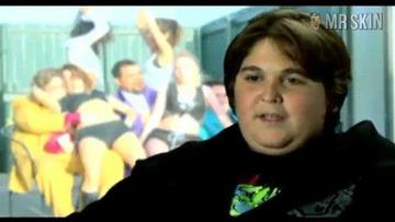 Emmanuelle Chriqui in Waiting... (2005) Sexy Sexy 200619