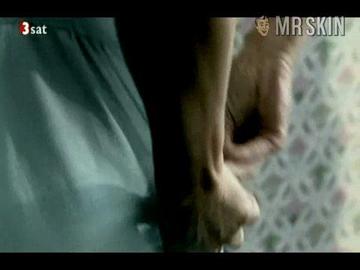 Anja Kling in Der Seerosenteich (2003) Underwear Underwear 208811