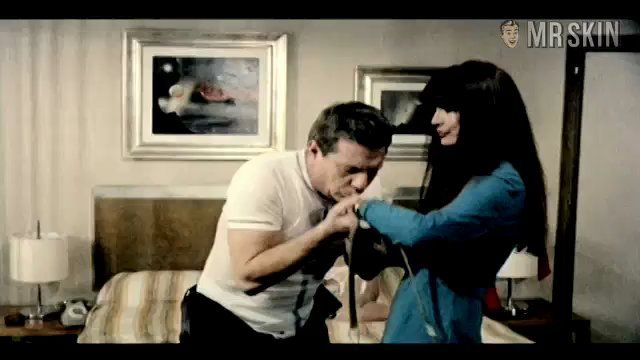 Paola Senatore in La dottoressa preferisce i marinai (1981) Breasts Breasts Bush 200985